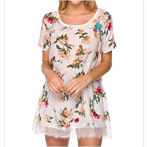 📍SALE Flowy Relaxed Lace CrissCross Floral TopSML - Picture 8 of 8